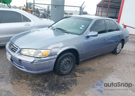 2000 Toyota Camry Ce from USA, damaged, VIN 4T1BG22K0YU710224
